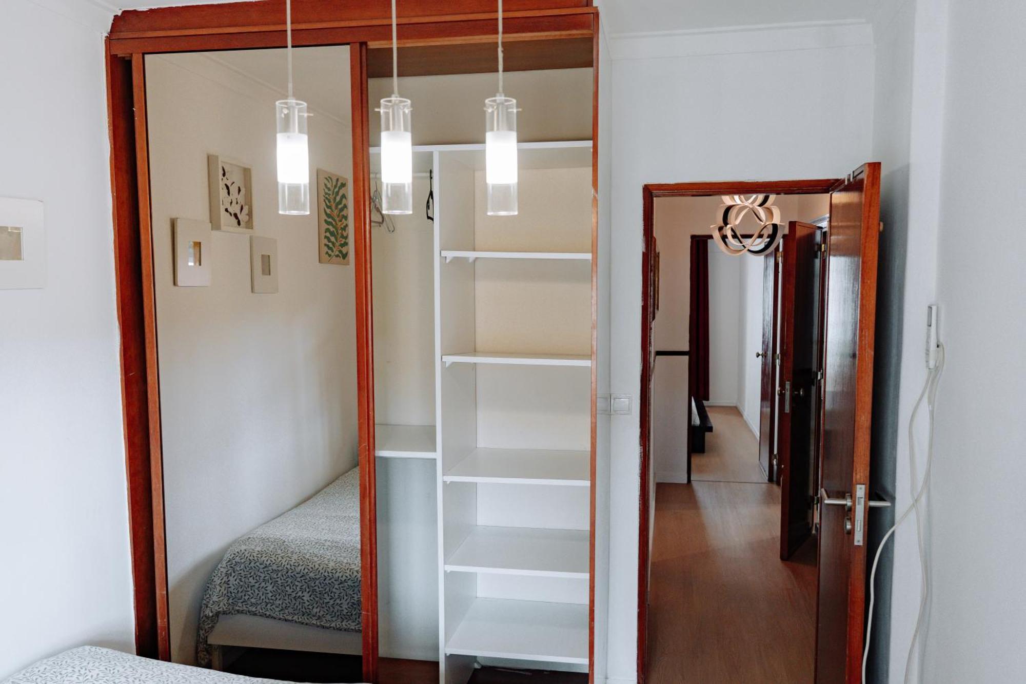 Family-Friendly And Cozy 3-Bedroom Accommodation In Lisbon Exterior photo